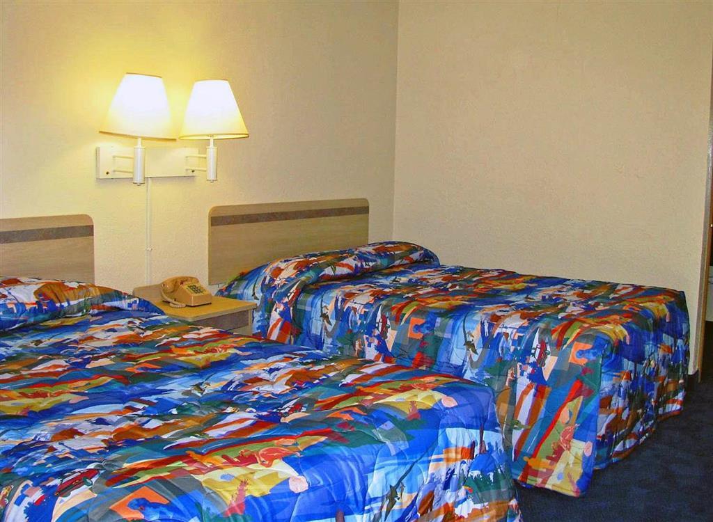 Rodeway Inn Dubuque Camera foto